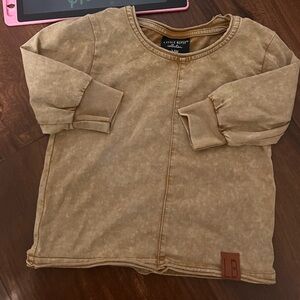 Little boost long sleeve acid washed